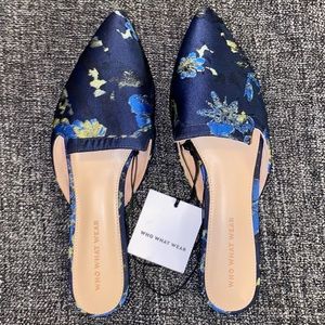 NWT Who What Wear Floral Pointed Toe Flats Women's Size 9.5